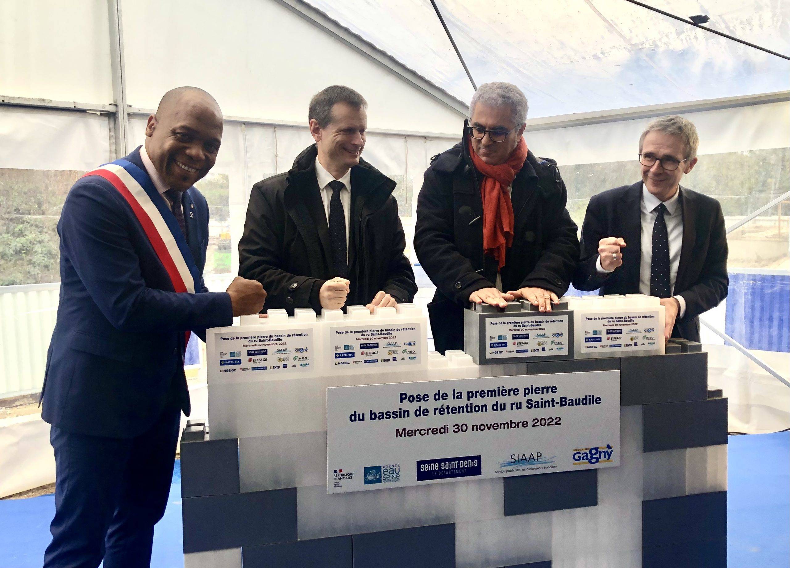 Première pierre du bassin de rétention du ru Saint-Baudile