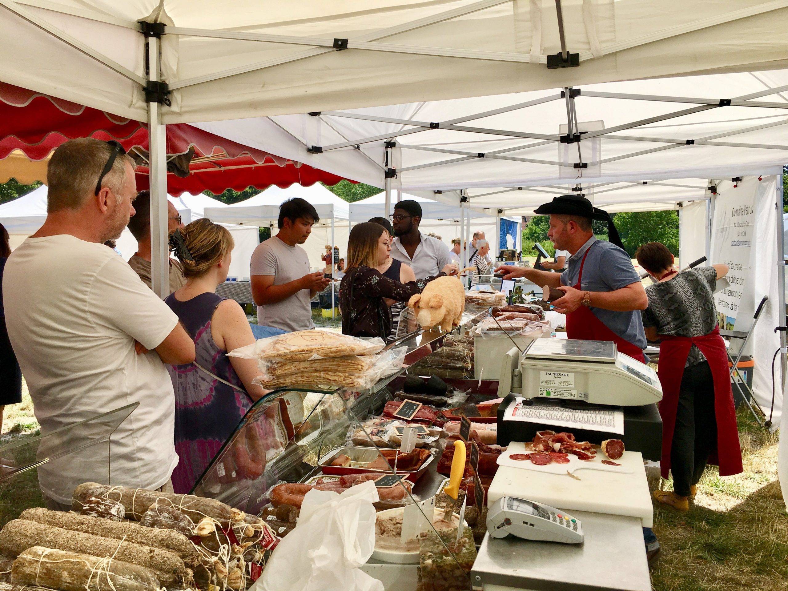 Saint-Michel-sur-Orge : marché du terroir et du jardinage