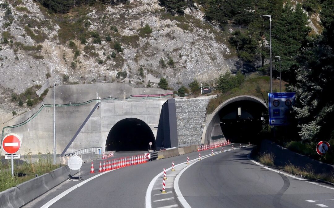 Ouverture du second tube du tunnel du Fréjus tunnel