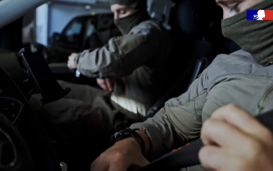 Le GIGN sensibilise sur le port de la ceinture