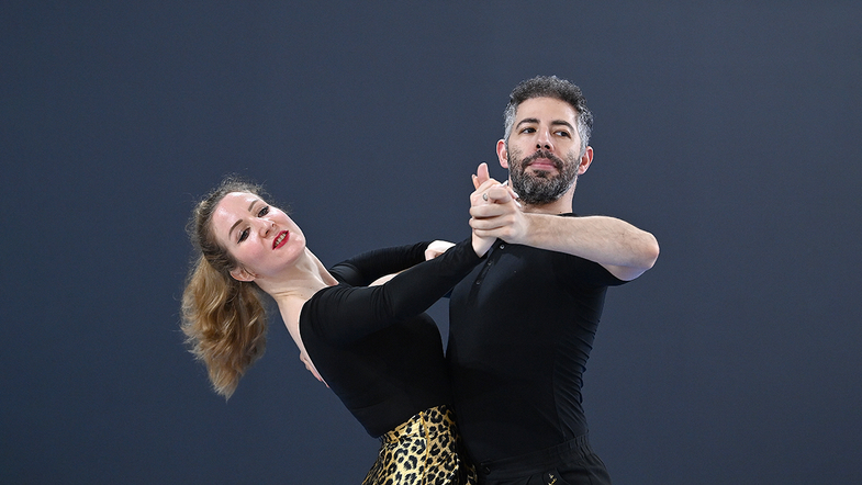 Clichy : des champions de danse au centre Camille Muffat