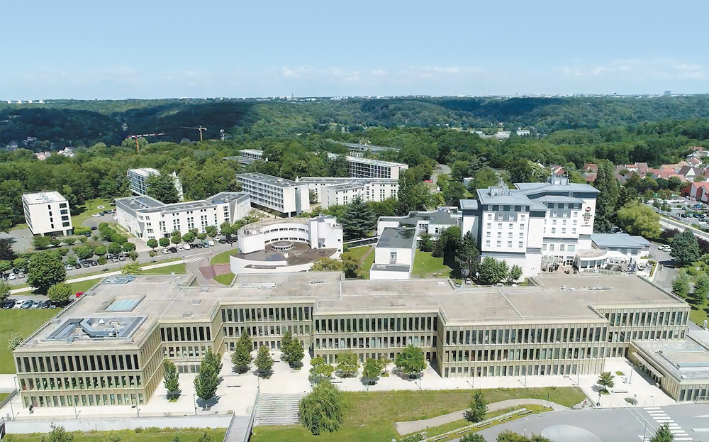 HEC Jouy-en-Josas : un nouveau souffle grâce au soutien de la Région