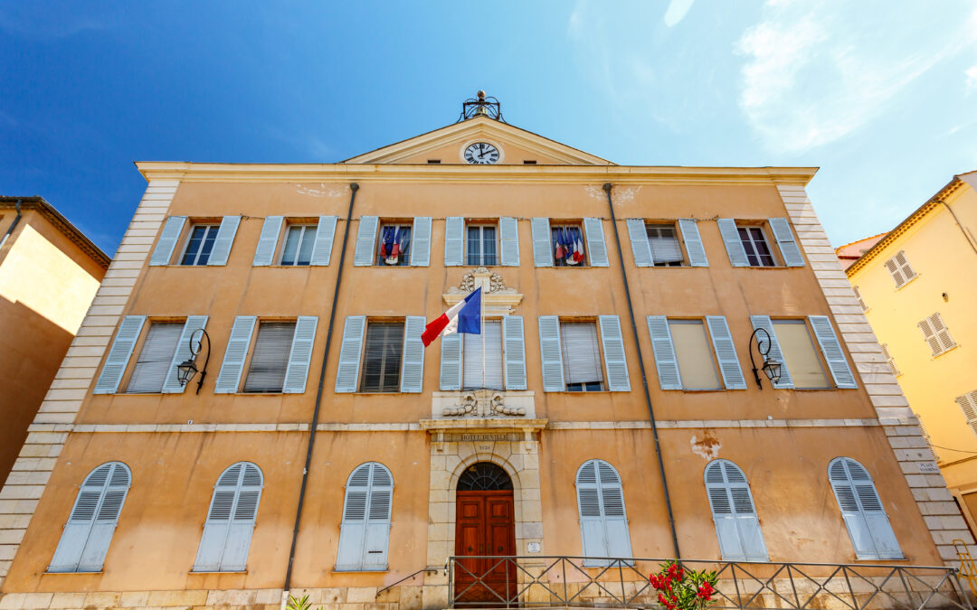 Municipales 2026 à Antibes : quatre listes en compétition pour conquérir l’Hôtel de Ville