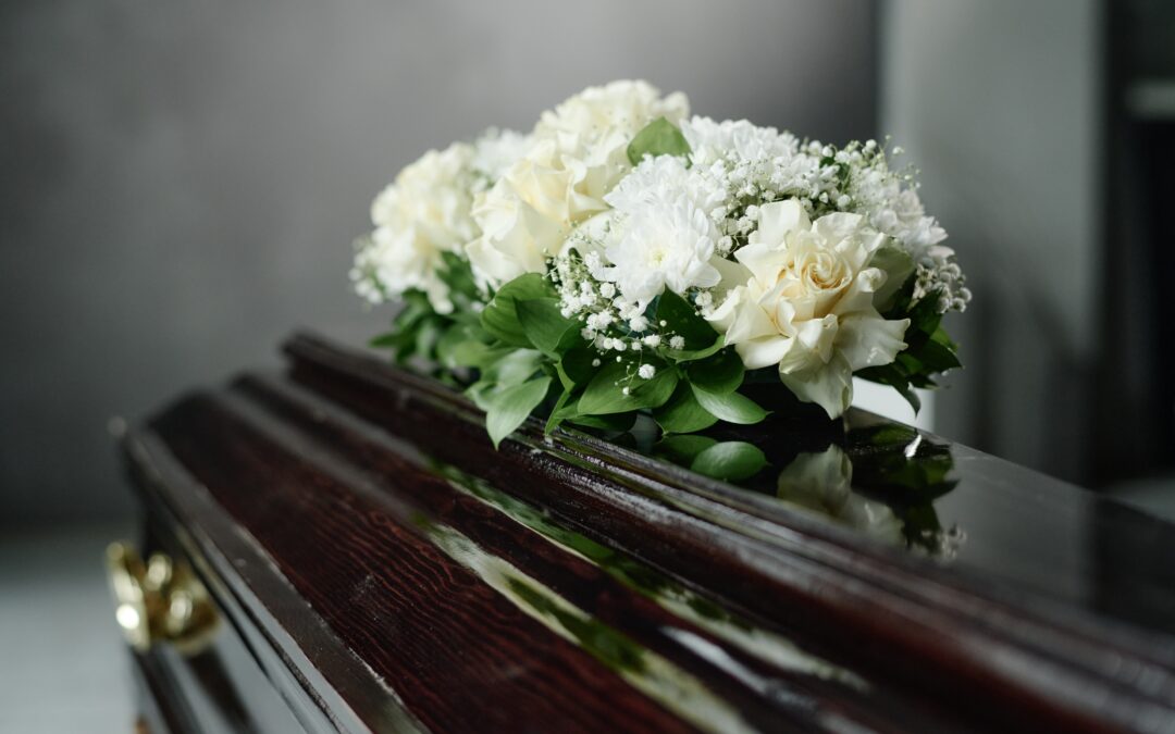 Nice en larmes : l’adieu bouleversant à Loana, entre hommage intime et émotion populaire