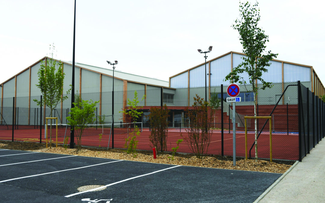 Ozoir-la-Ferrière : complexe multiraquettes