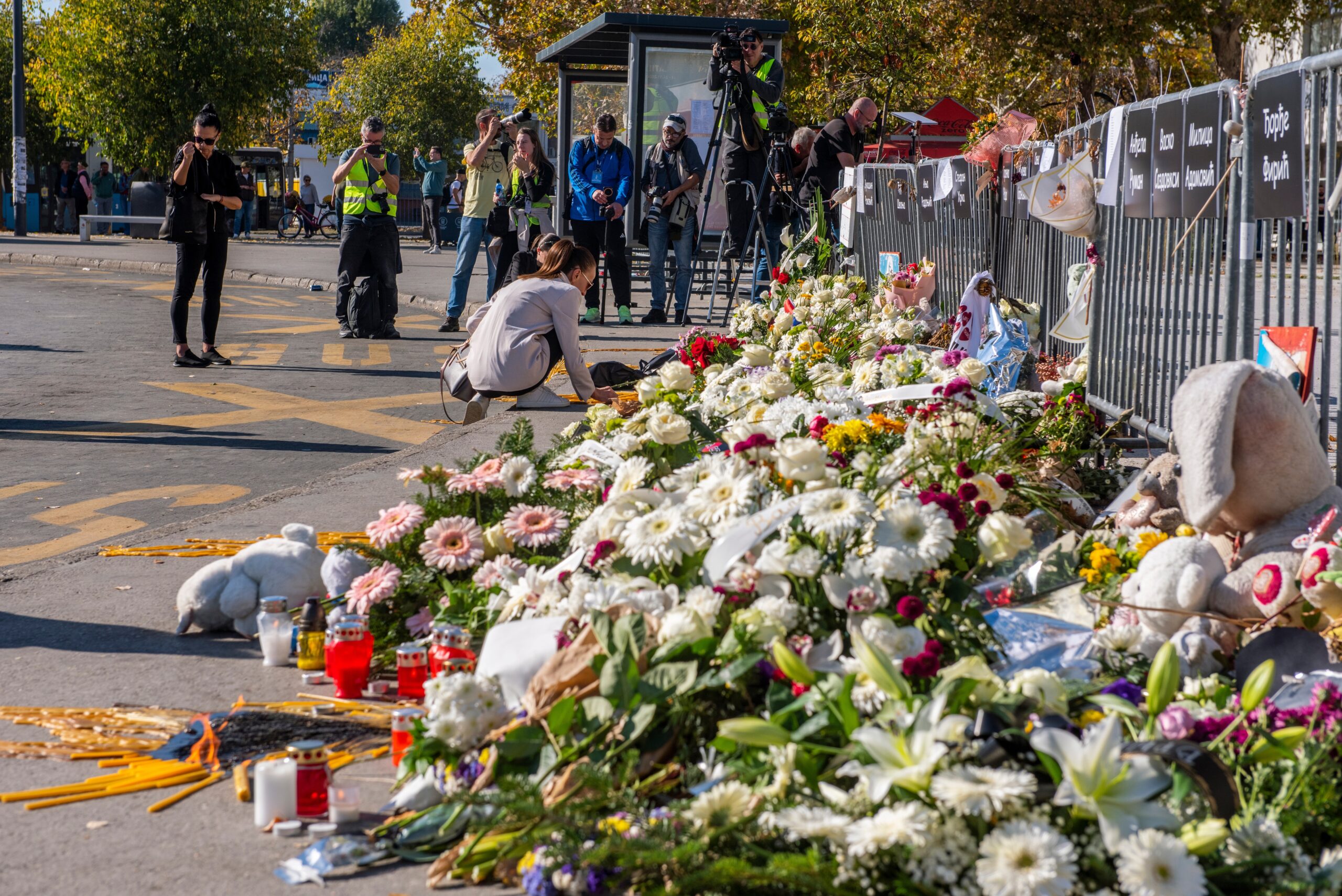 Novi,Sad,,Serbia,11.01.2025.,Mourners,And,Media,Gather,At,Railway