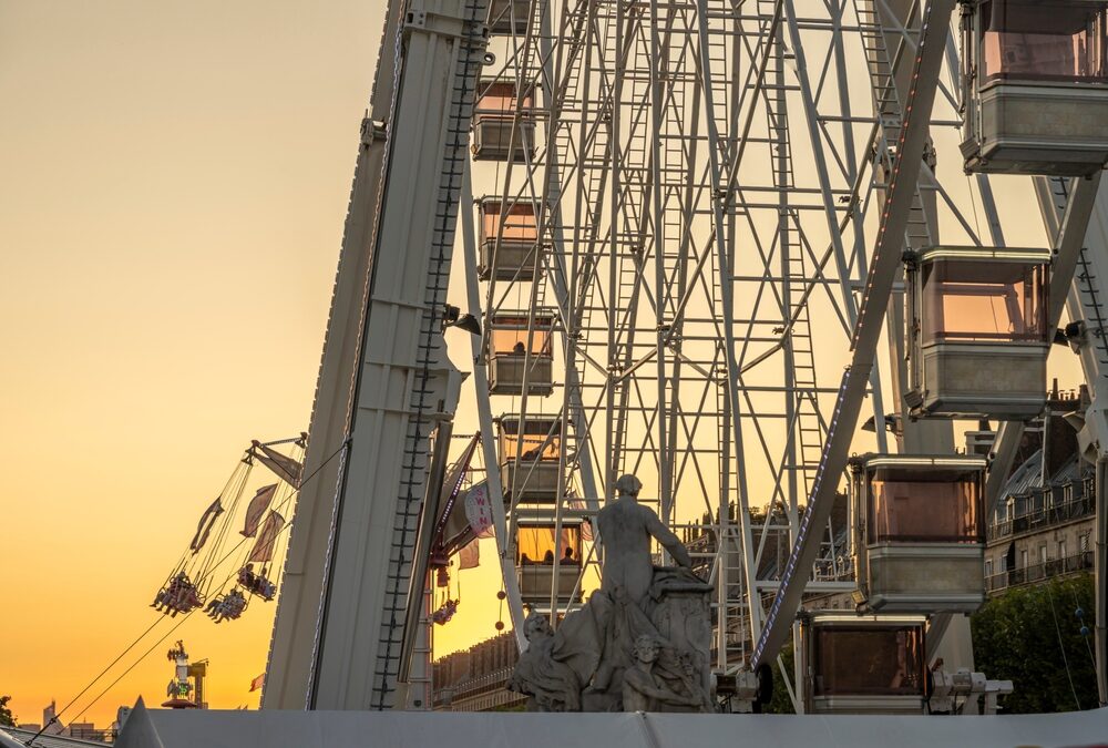 La fête foraine des Tuileries se poursuit en août