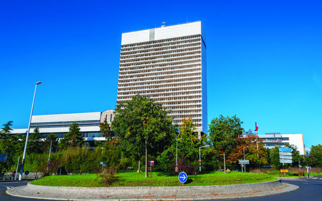 Nanterre : une dernière visite de la préfecture