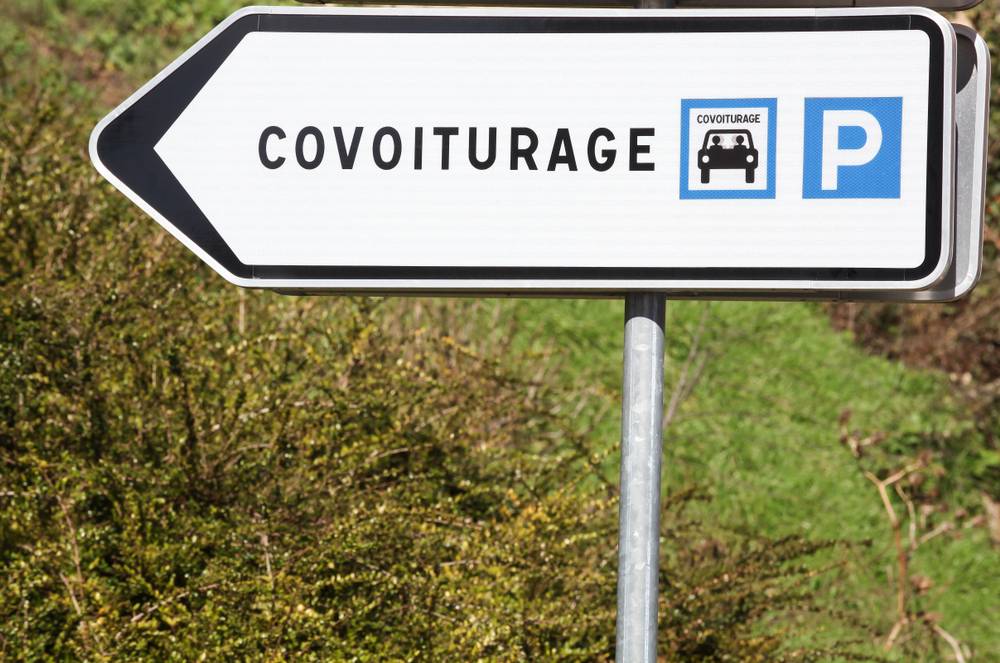 panneau-covoiturage-parking-signalisation Panneau covoiturage et parking, mobilité en Sud Sainte-Baume